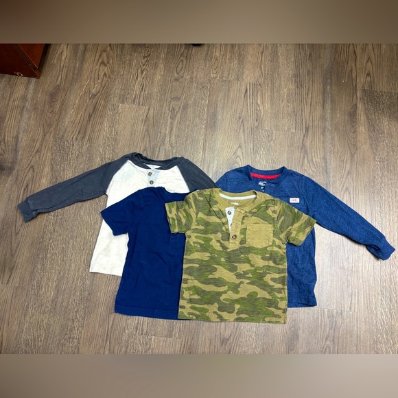 Carter’s 2T 2xLSS & 2xSSS, 1/4 button up, EUC! Offers Welcome. 15%offw2+bundle. - Picture 1 of 11